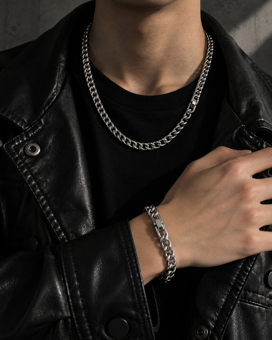 Vantage Chain Necklace